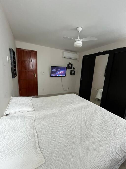 Linda Casa Em Com 04 Quartos, Piscina, Hidro E Area Gourmet * Búzios